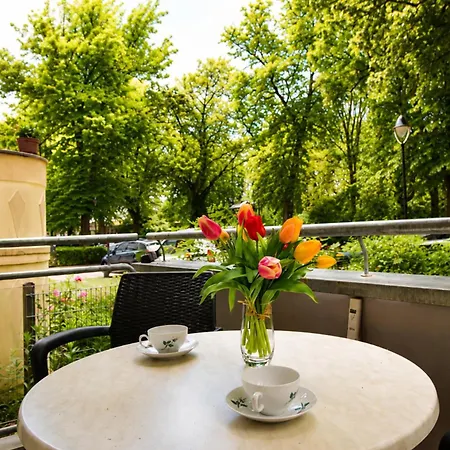 John, Direkt Am Kurpark Apartamento